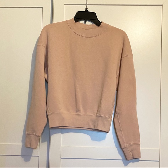 Uniqlo Sweaters - Uniqlo U pink sweatshirt crewneck